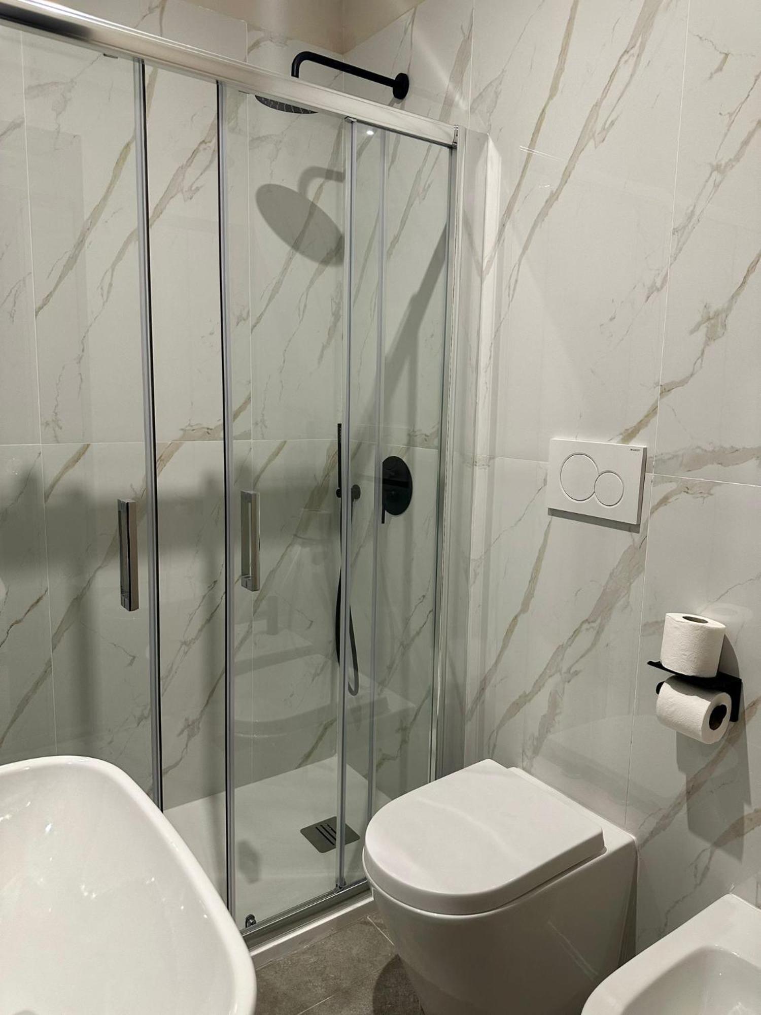 Golden Palm B&B Бари Экстерьер фото