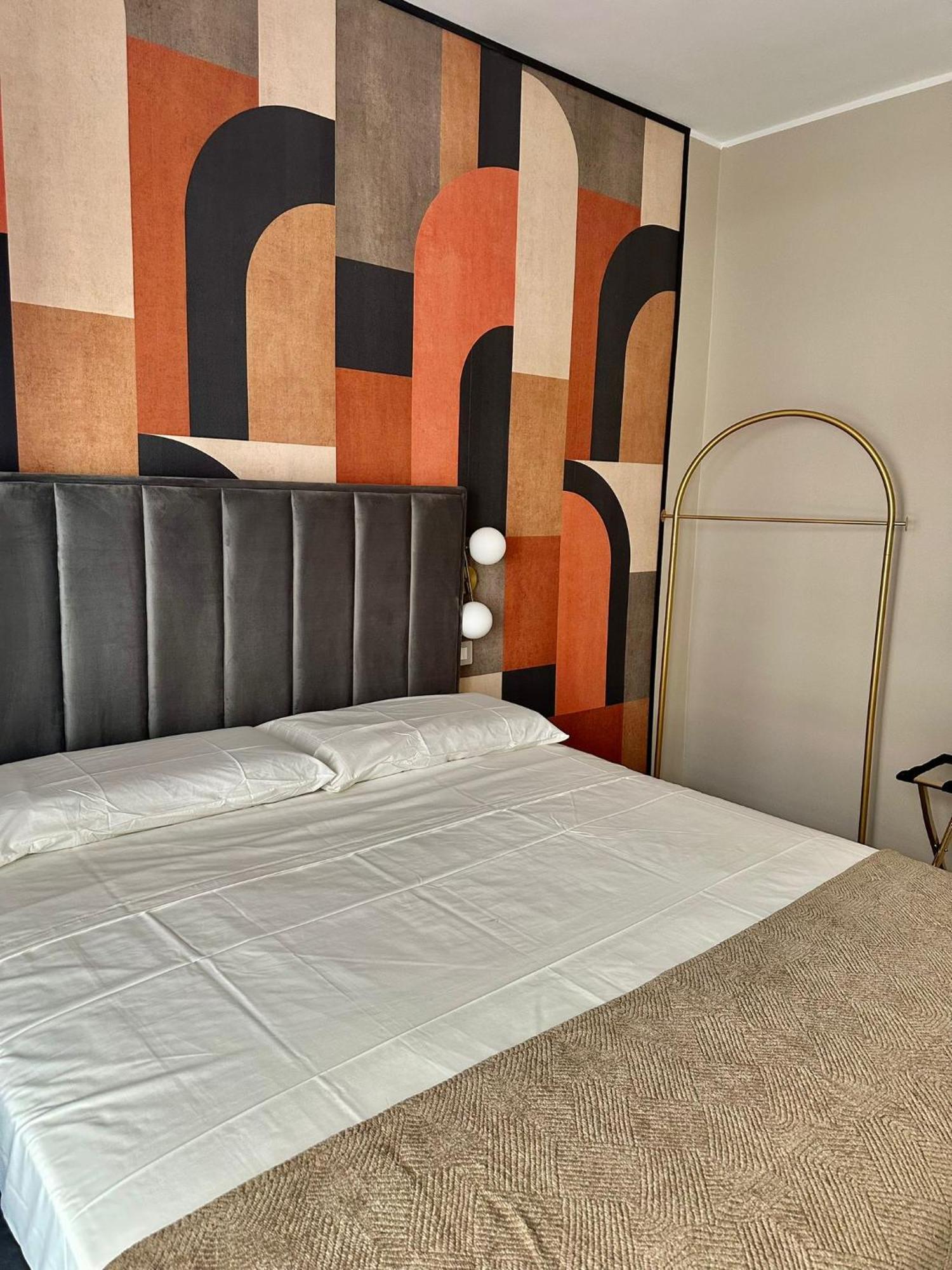 Golden Palm B&B Бари Экстерьер фото